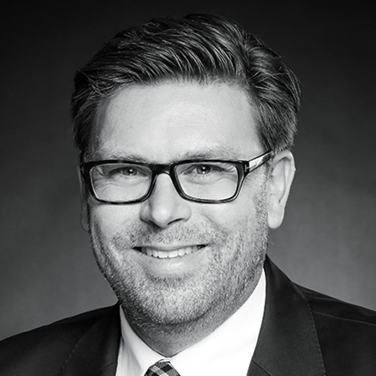 Dr. Carsten Engel